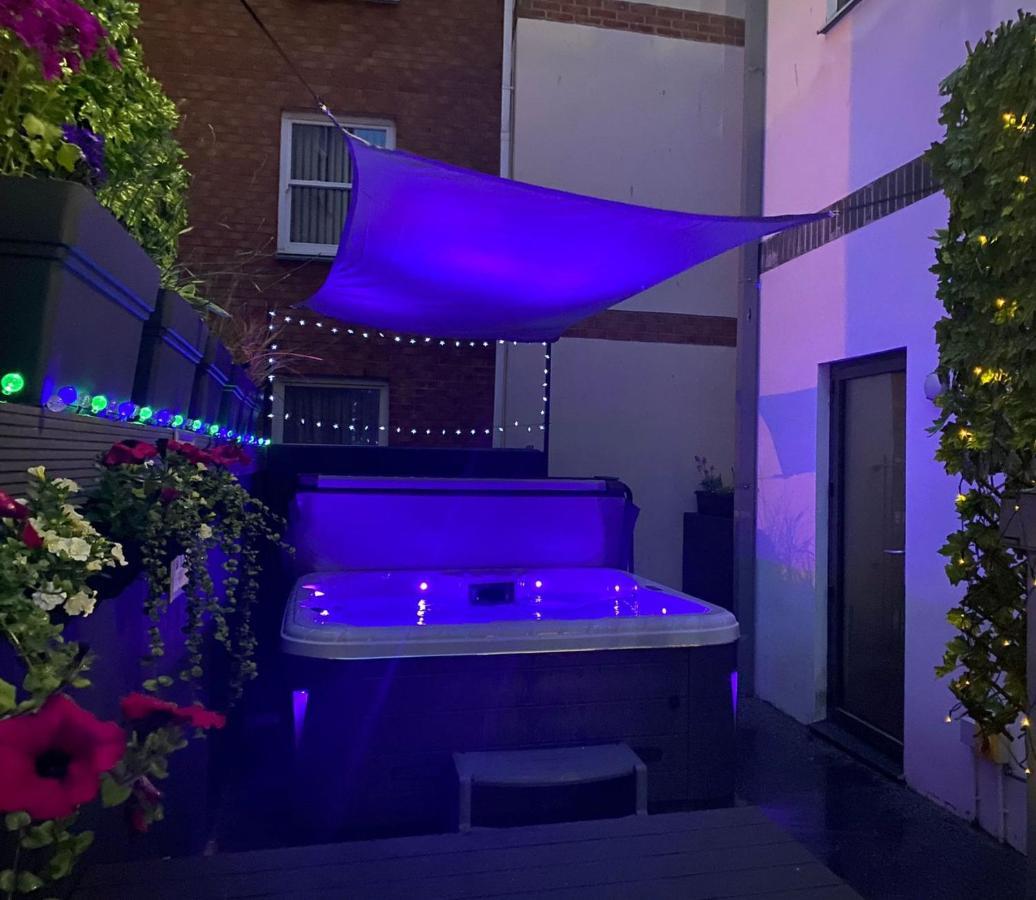 3 The View Apartments Ilfracombe - Hot Tub, Parking, Lift, Ev Extérieur photo